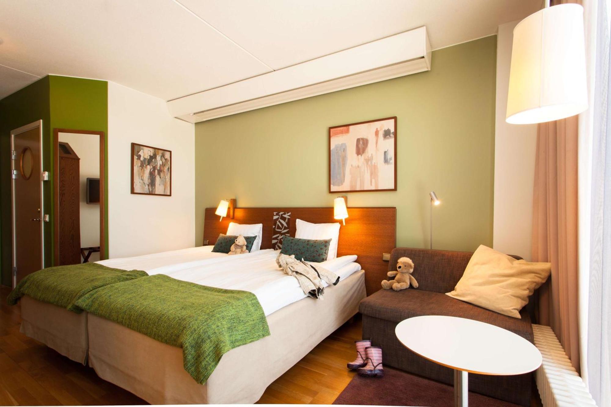 สแกนดิก ลินเชอปิง ซิตี้ Hotel ภายนอก รูปภาพ